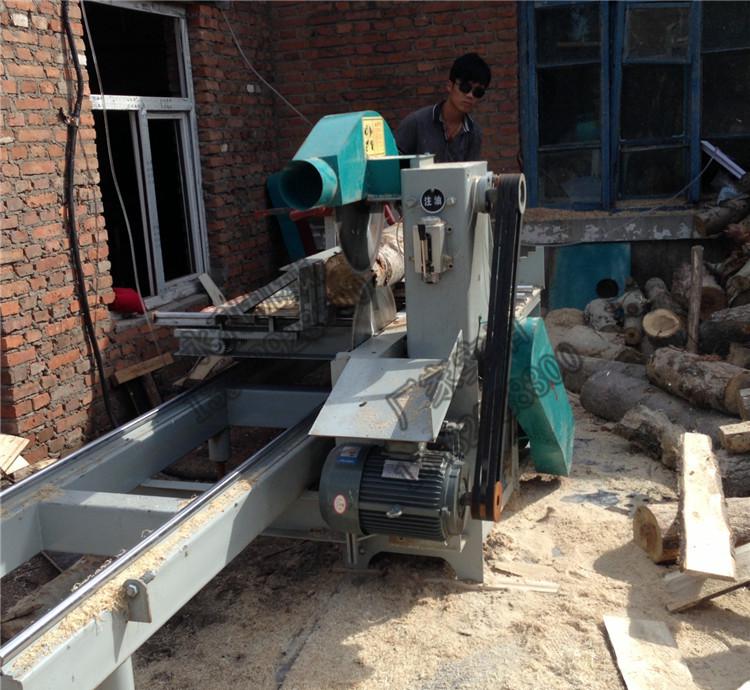 新型木工機(jī)械安全操作指南 大口徑原木推臺(tái)鋸與新型帶鋸機(jī)